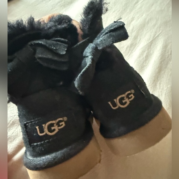 Toddler Ugg boots! - Picture 4 of 4